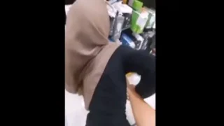 Cewe Jilbab Di Doggy Di Konter Hp